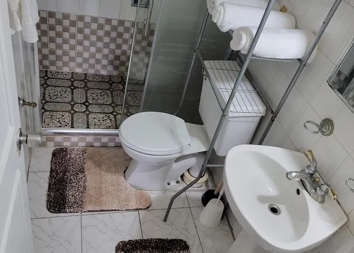 Peaceful Ambiance Awaits At Turtle Tower Apartamento *